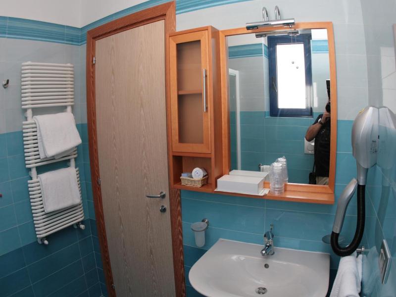 Hotel Yria image