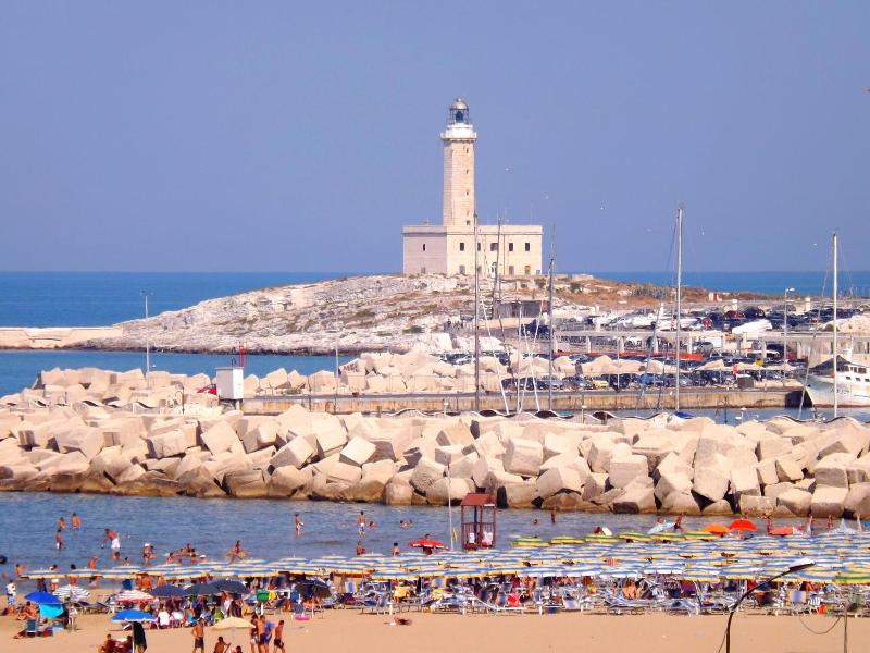 Hotel Yria image