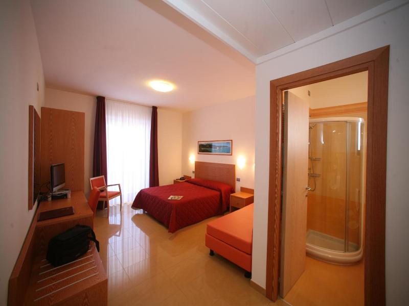 Hotel Yria image