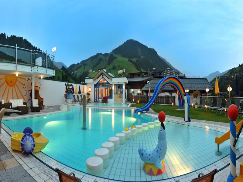 Wellness- Und Familienhotel Egger image