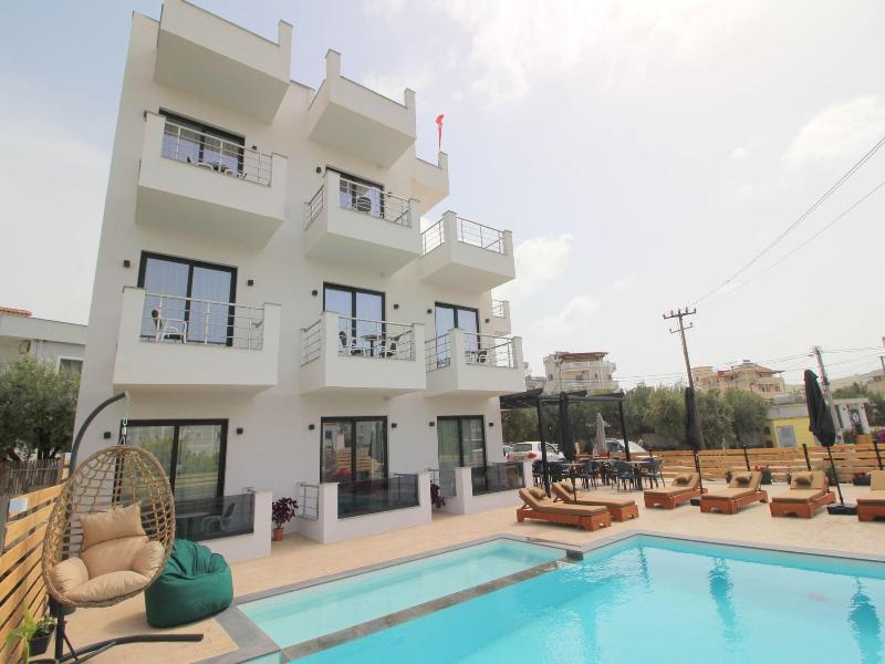 Noa Boutique Hotel image