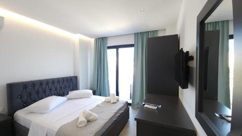 Noa Boutique Hotel image