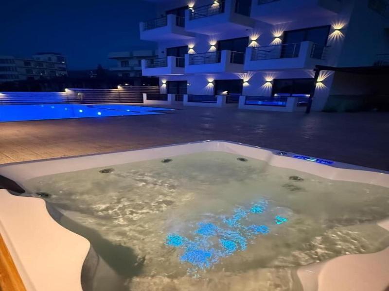 Noa Boutique Hotel image