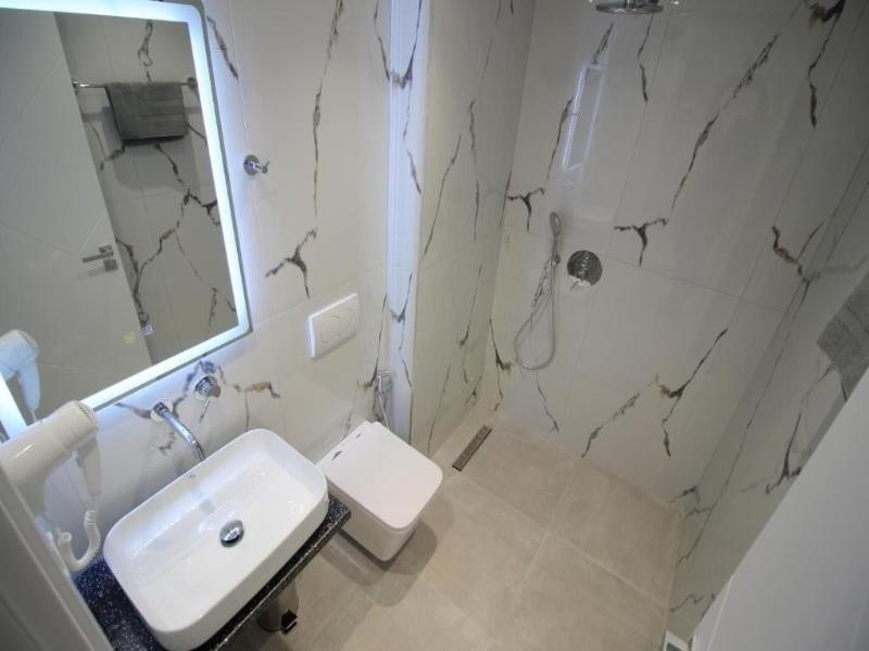 Noa Boutique Hotel image