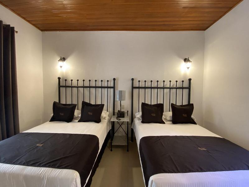 Hotel Plata Condesa image