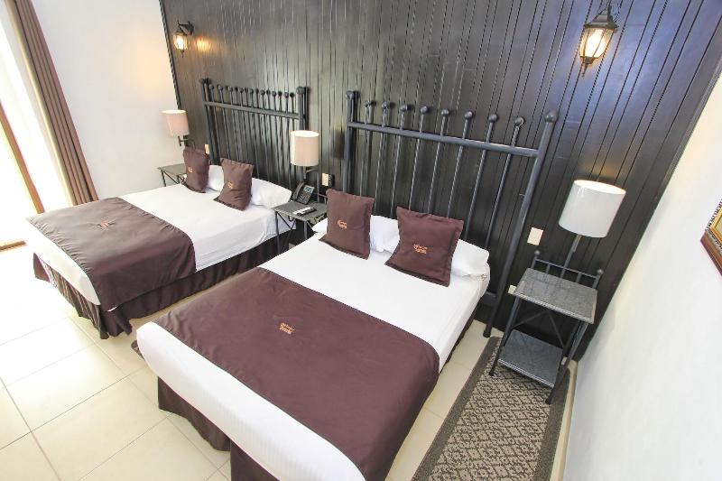 Hotel Plata Condesa image
