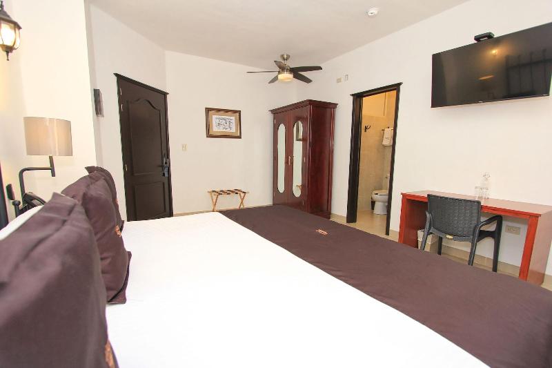 Hotel Plata Condesa image