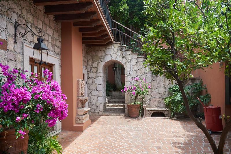 Hotel Morelia Boutique Villa Italia image