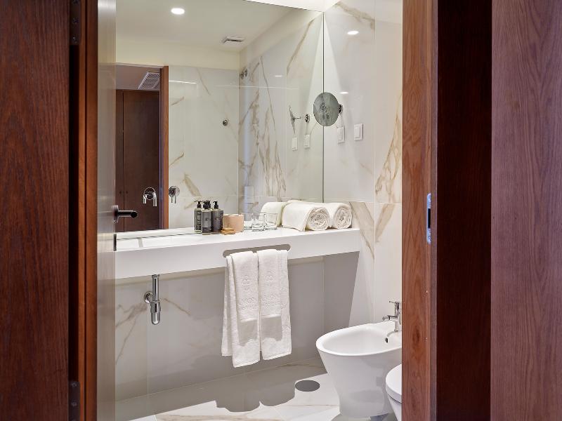 The Vinea Collection Hotel image