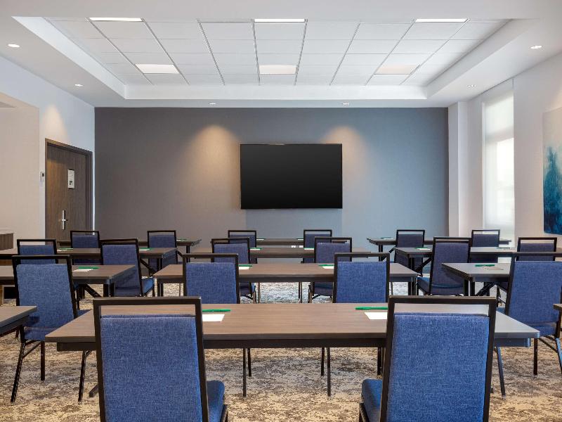 Quality Inn & Suites Prescott ON image