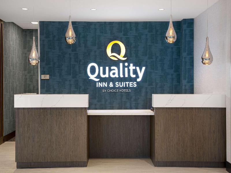 Quality Inn & Suites Prescott ON image