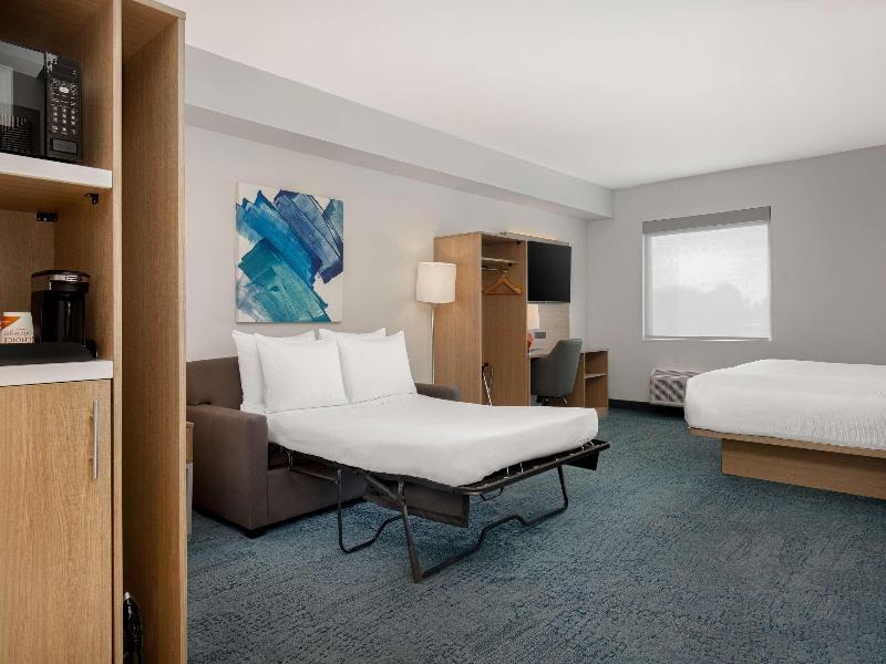 Quality Inn & Suites Prescott ON image