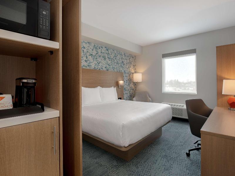 Quality Inn & Suites Prescott ON image