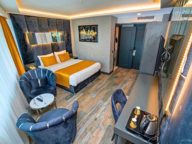 216 Silver Suite image