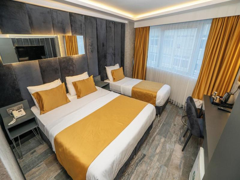 216 Silver Suite image