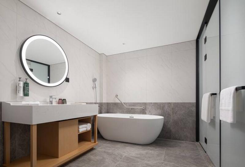 Hilton Garden Inn Chengde Mountain Resort image