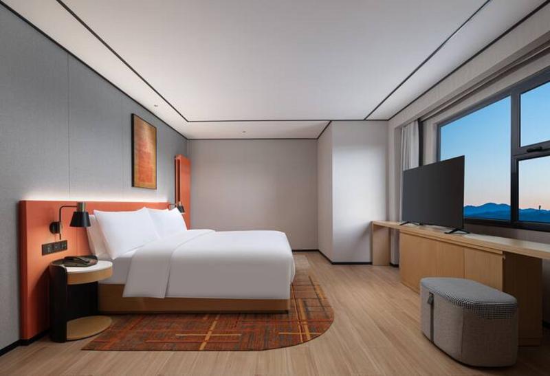 Hilton Garden Inn Chengde Mountain Resort image
