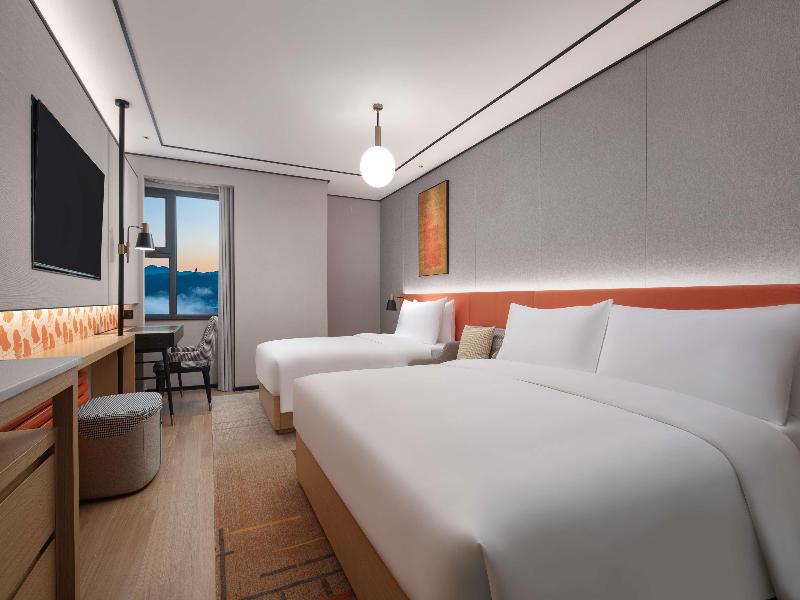 Hilton Garden Inn Chengde Mountain Resort image