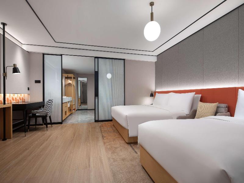 Hilton Garden Inn Chengde Mountain Resort image