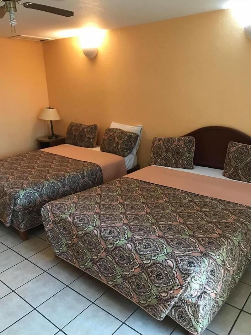 Hotel Sevilla image