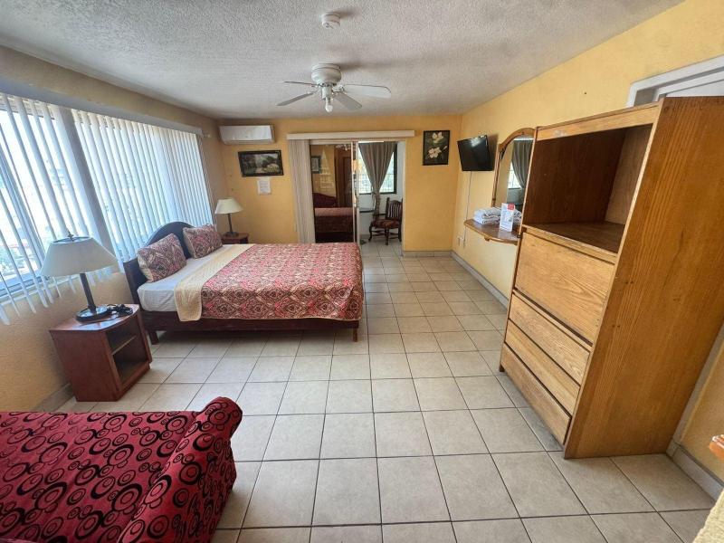 Hotel Sevilla image