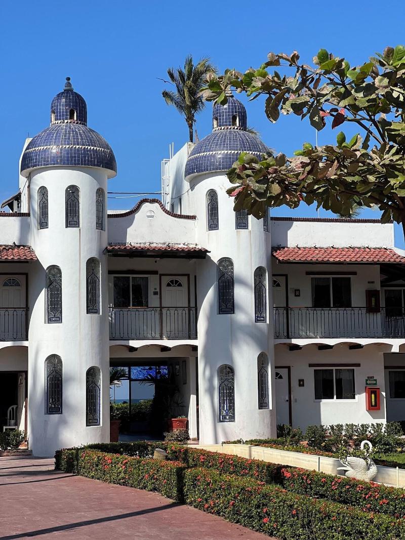 Villas El Dorado