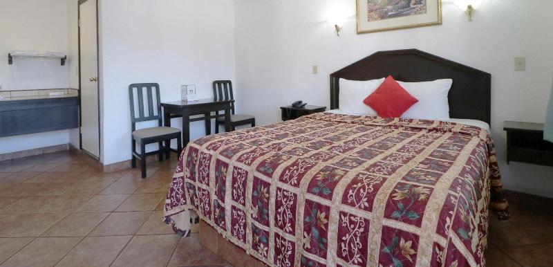 Hotel La Quinta Bonita image