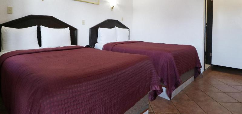 Hotel La Quinta Bonita image