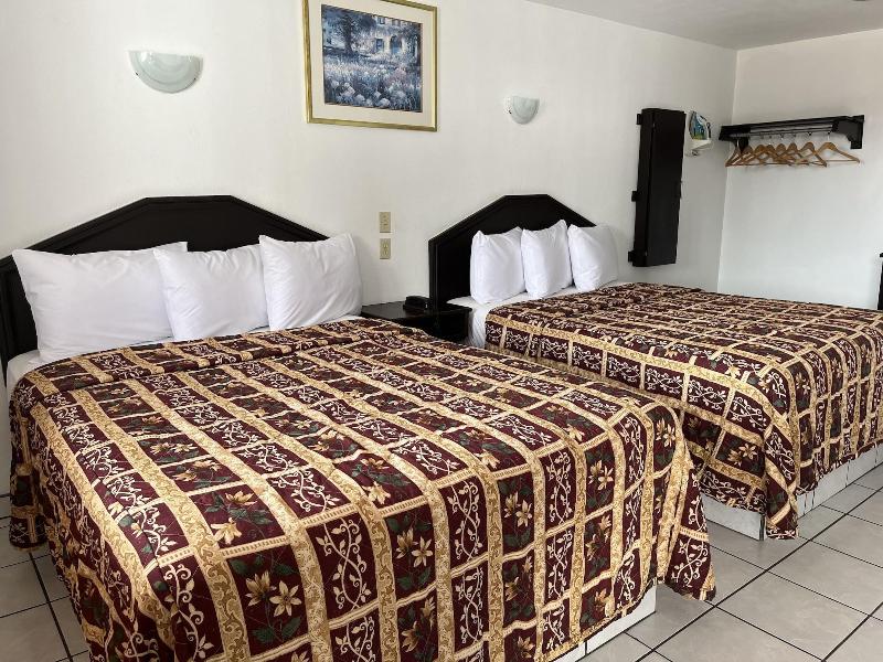 Hotel La Quinta Bonita image