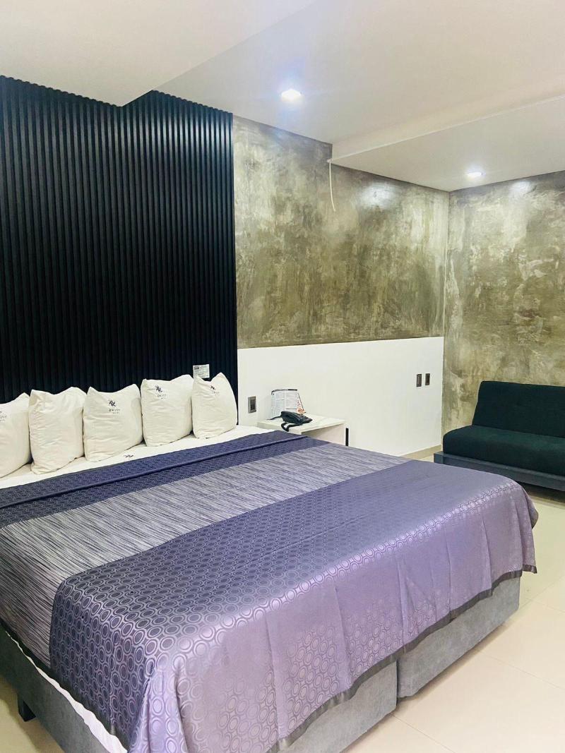 Hotel Enjoy image