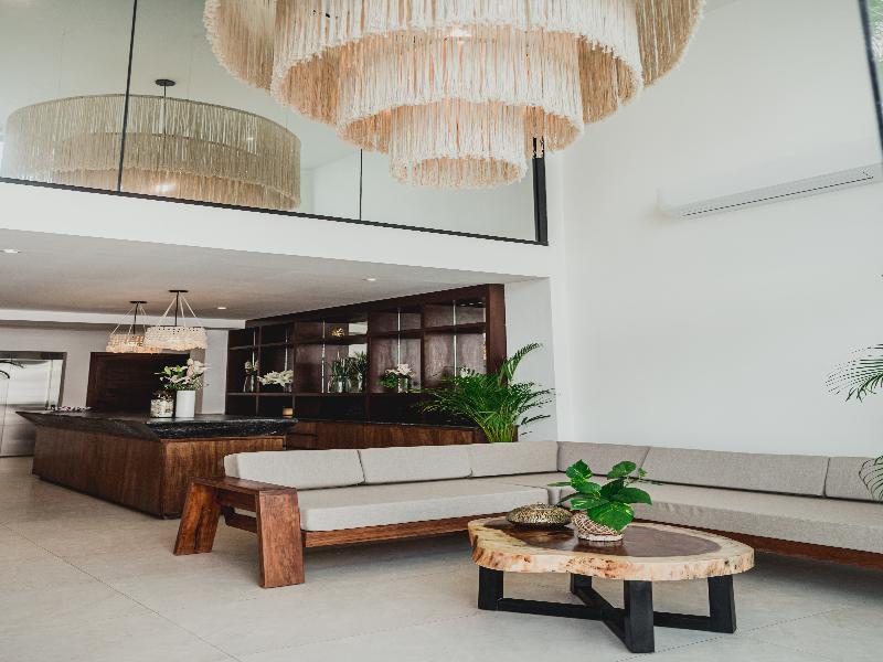 Ah xok suites 5th avenue image