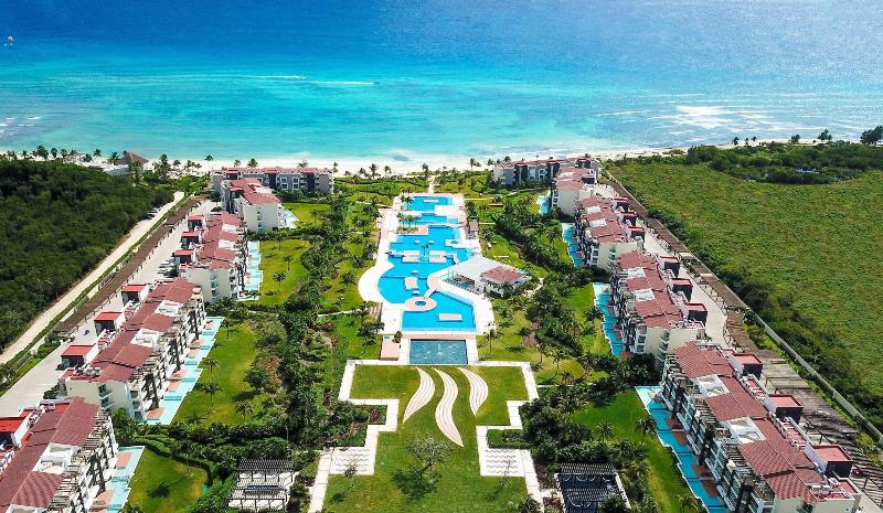Mareazul Beach Condos Playa Del Carmen image