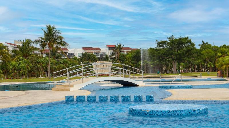 Mareazul Beach Condos Playa Del Carmen image