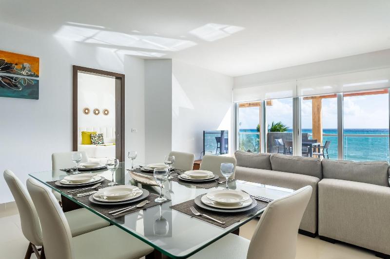 Mareazul Beach Condos Playa Del Carmen image