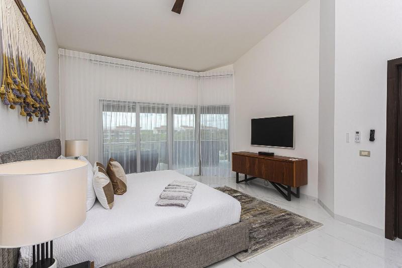 Mareazul Beach Condos Playa Del Carmen image