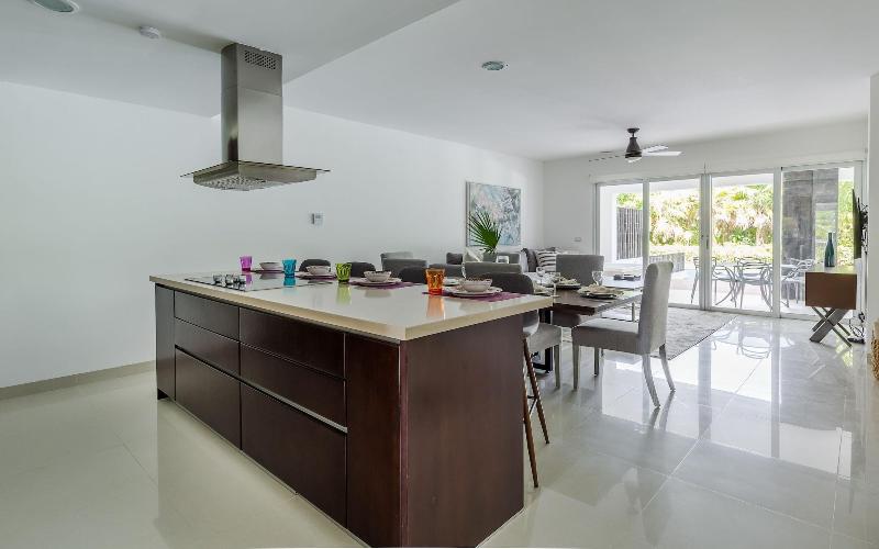 Mareazul Beach Condos Playa Del Carmen image