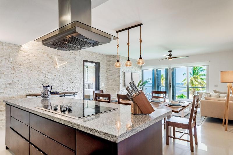 Mareazul Beach Condos Playa Del Carmen image