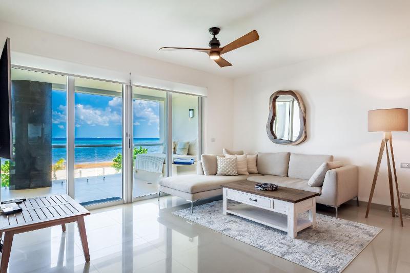 Mareazul Beach Condos Playa Del Carmen image