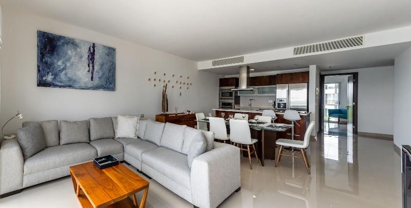 Mareazul Beach Condos Playa Del Carmen image