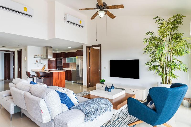 Mareazul Beach Condos Playa Del Carmen image