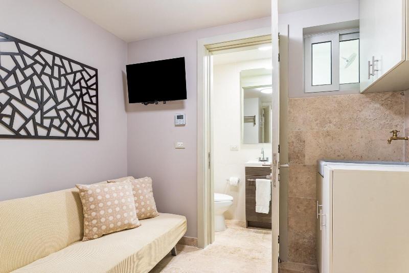 Mareazul Beach Condos Playa Del Carmen image