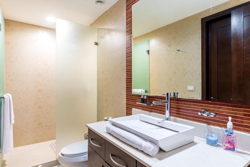 Mareazul Beach Condos Playa Del Carmen image