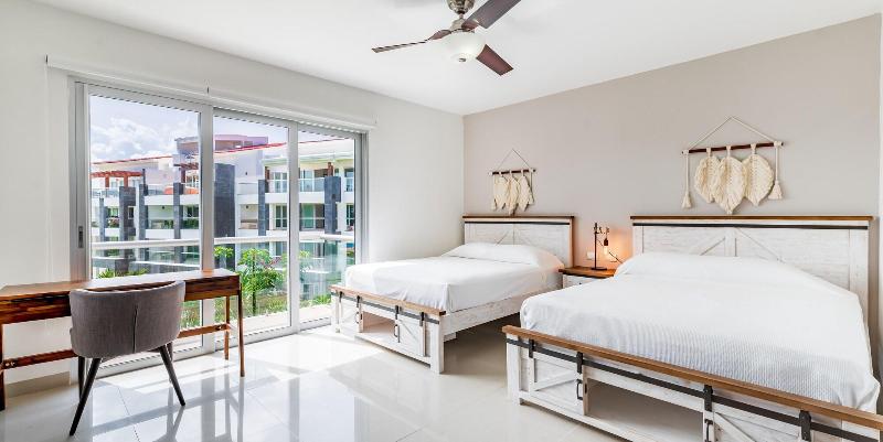 Mareazul Beach Condos Playa Del Carmen image