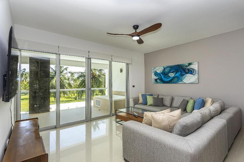 Mareazul Beach Condos Playa Del Carmen image