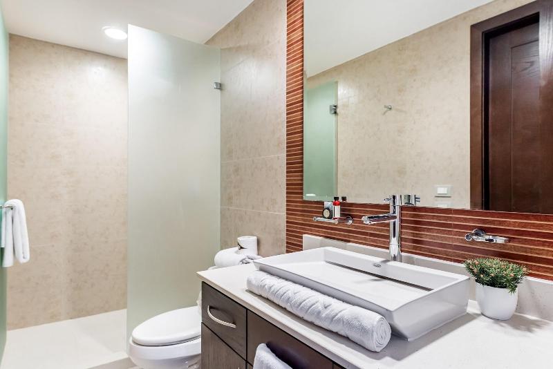 Mareazul Beach Condos Playa Del Carmen image