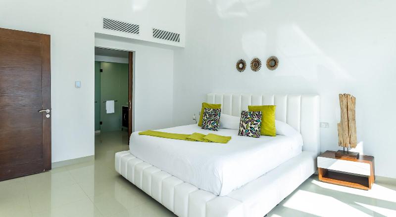 Mareazul Beach Condos Playa Del Carmen image
