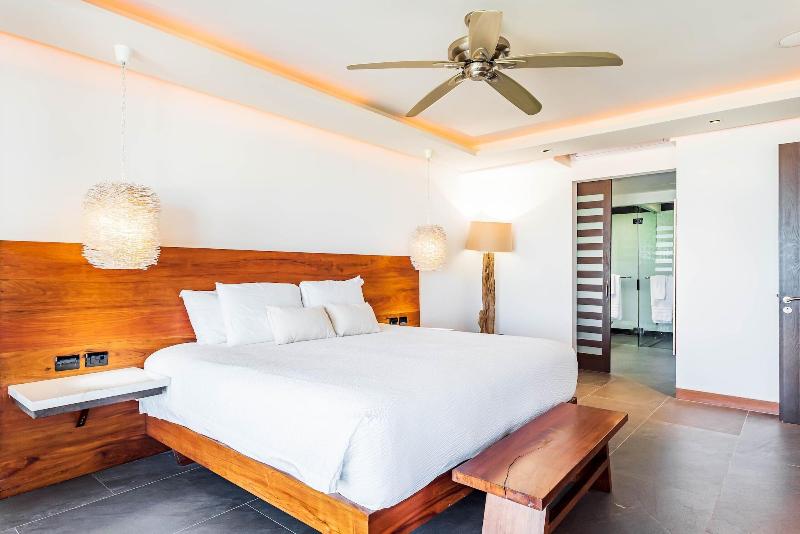 Mareazul Beach Condos Playa Del Carmen image