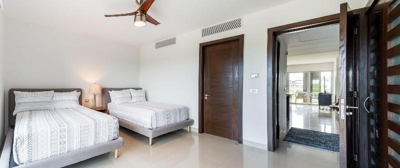 Mareazul Beach Condos Playa Del Carmen image