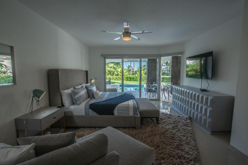 Mareazul Beach Condos Playa Del Carmen image
