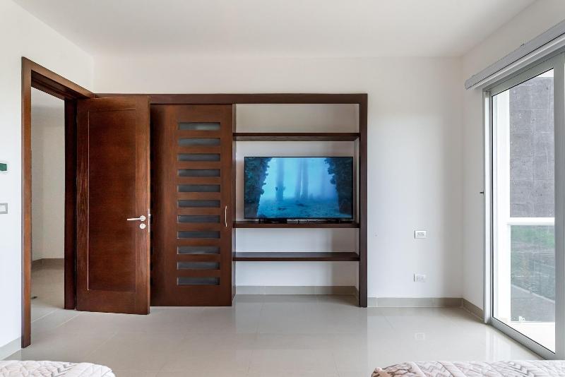 Mareazul Beach Condos Playa Del Carmen image